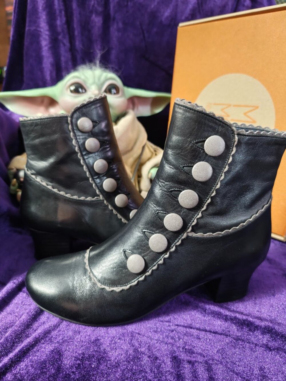 Miz Mooz Fido Victorian-Style Boot in Back - Size 11 (Fits 10) - New